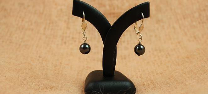 Dark Grey Pearl Earrings