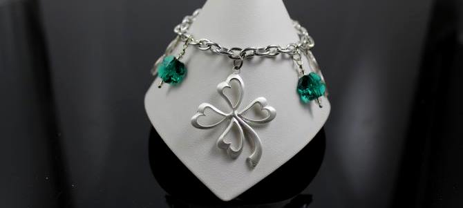 Dangling Shamrocks